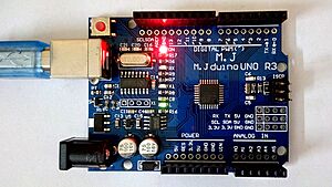 Power and Pin13 LED on Arduino Compatible Board
