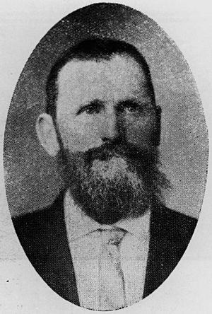 StateLibQld 2 83731 Councillor E. Stanton, chairman of the Balmoral Shire Council, 1909