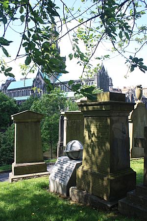 The Thomson family grave and memorial, Glasgow Necropolis