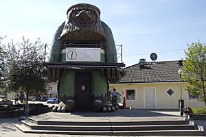 The Årjängstrollet statue in Årjäng