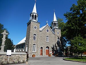 Église de la Purification-de-la-Bienheureuse-Vierge-Marie 02