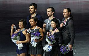 2015 Grand Prix of Figure Skating Final Pair skating medal ceremonie IMG 8694