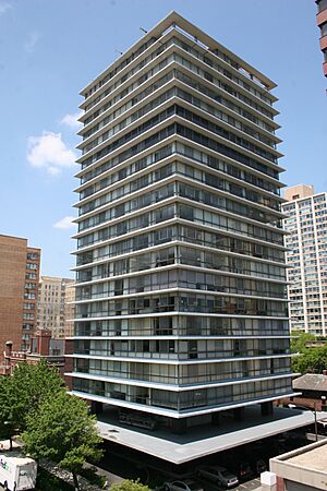 Building at 320 W Oakdale Av 2
