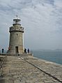 Castle Pier Lighthouse, St. Peter Port. - panoramio.jpg