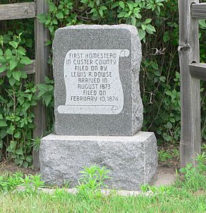 Lewis Dowse homestead monument