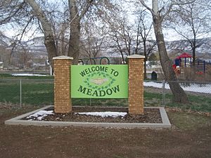 Meadow welcome sign