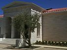 Packard Humanities Institute, Santa Clarita (cropped).jpg