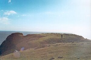 Promontory fort on "the Knave", Gower coast - geograph.org.uk - 301366