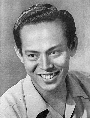 Raden Sukarno, Film Varia 1.8 (July 1954), p31.jpg