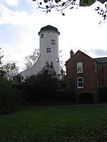 Tainters Hill water tower - geograph.org.uk - 601846.jpg