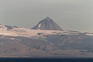 Unimak Island Pogramni volcano