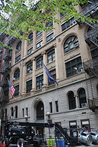 W 44 St Apr 2022 01.jpg