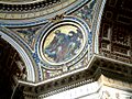 Watykan Bazylika sw Piotra medalion pod kopula