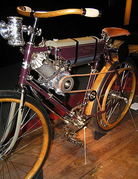 1900 Thomas (2) - The Art of the Motorcycle - Memphis