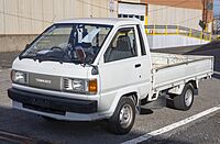 1996 Toyota TownAce DX truck (YM55), front left