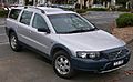 2004 Volvo XC70 (MY04) LE 2.5 T station wagon (2015-06-15) 01