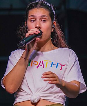 2018.06.10 Alessia Cara at the Capital Pride Concert with a Sony A7III, Washington, DC USA 03651 (42017803734) (cropped).jpg