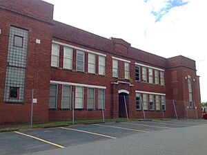 Alexander Mills School