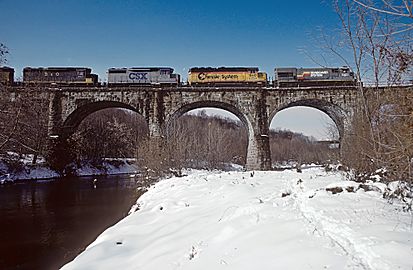 B&O Thomas Viaduct spans the Patapsco River and Patapsco Valley between Relay and Elkridge, MD on November 12, 1987 (25030595384)