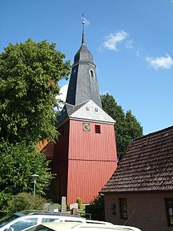 Beidenfleth Turm-der-St.-Nicolai-Kirche Juli-2010 SL274880