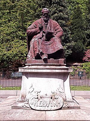 Bronze statue of Lord Kelvin in Kelvinside, Glasgow - geograph.org.uk - 1592023