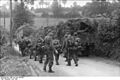 Bundesarchiv Bild 101I-721-0373-05, Frankreich, Soldaten auf dem Marsch