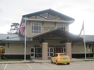 Cleveland, TX, City Hall IMG 8271