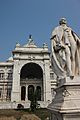 Curzon fronting Victoria Memorial