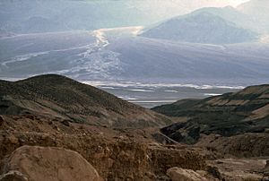 Death Valley,19820817,Dante's View,to West Panamint salt fludge