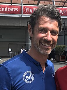 Edward Russell with Patrick Mouratoglou (cropped2)