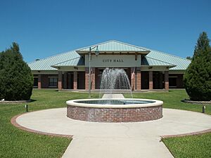 FL Fruitland Park city hall02.jpg