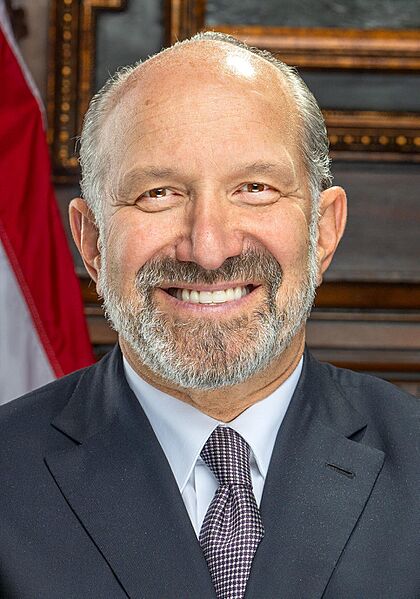 Howard Lutnick 2025 (cropped1)