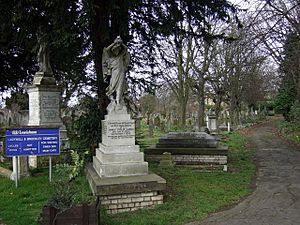 Ladywell and Brockley cemetery - geograph.org.uk - 1290119.jpg