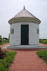 Little Round House-Louisburg