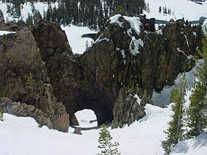 Mammoth Mountain Ski Area Hole In The Wall