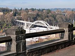 McLoughlin Promenade and bridge - Oregon City Oregon