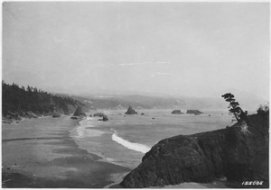 Port Orford Beach, Battle Rock in foreground, Umatilla Forest, 1920. - NARA - 299194