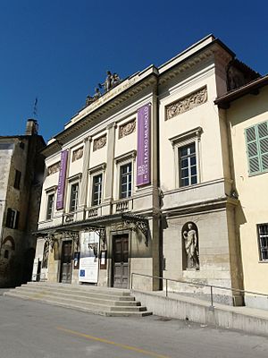 Savigliano-teatro Milanollo