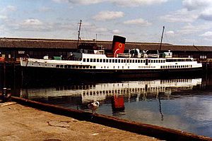 TS Queen Mary 1981