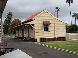 Toowoomba Railway Station - Guards and Porters huts (2012)