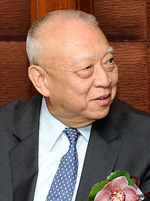 Tung Chee Hwa (Feb 2011).jpg