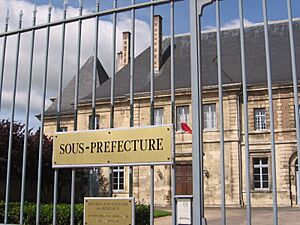 Verdun sous-prefecture 4juni2006 045