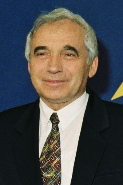 Zhelev 1996 (cropped)