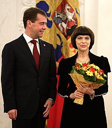 Медведев и Мирей Матье