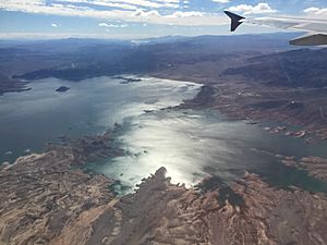 2015-11-03 11 08 37 View south across Las Vegas Bay on Lake Mead, Nevada from an airplane