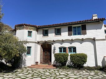Adamson House 3187.jpg