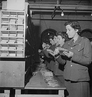 Army Post Office in the Midlands, England, 1944 D20388