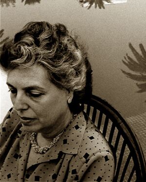 Augusto De Luca - Ritratto a Maria Tipo (cropped).jpg