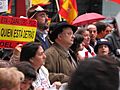 Cesar Vidal en la manifestacion convocada por la AVT el 25 noviembre de 2006 contra cualquier negociacion con ETA