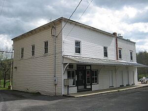 Cox's Store Kirby WV 2010 04 25 08